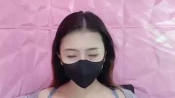 Kak Honeyy Remas Susu Gede Mendesah