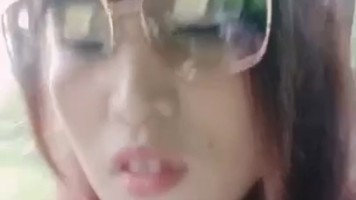 Omek Di Mobil Sambil Jalan