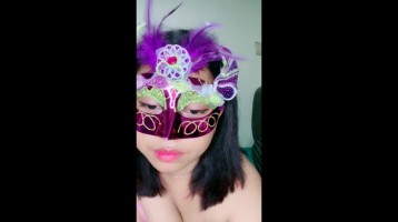 Alicia Adward Payudara Jumbo Ngangkang ID 49956153 Mango